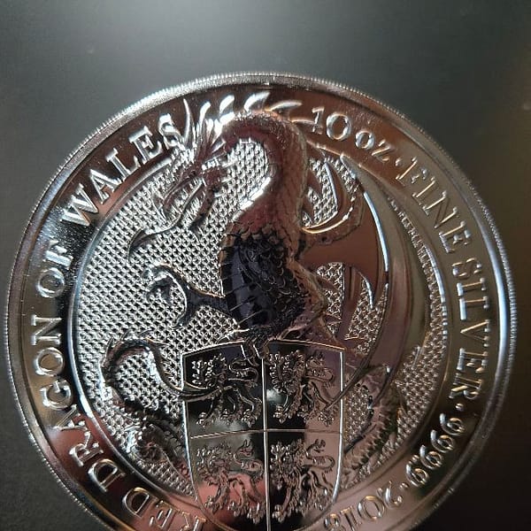 2018 GB 10 oz Silver Red Dragon