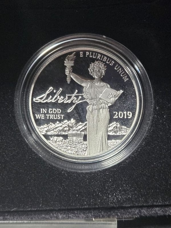 2019 Preamble To The Declaration Of Independence Platinum Proof Coin Liberty - Image 2