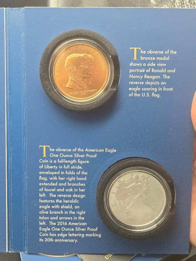2016 Ronald Reagan Coin & Chronicles Set